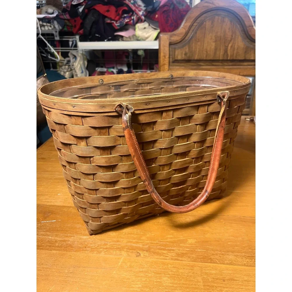 Longaberger 2004 Handmade Woven Purse Basket with Leather Handle and Liner